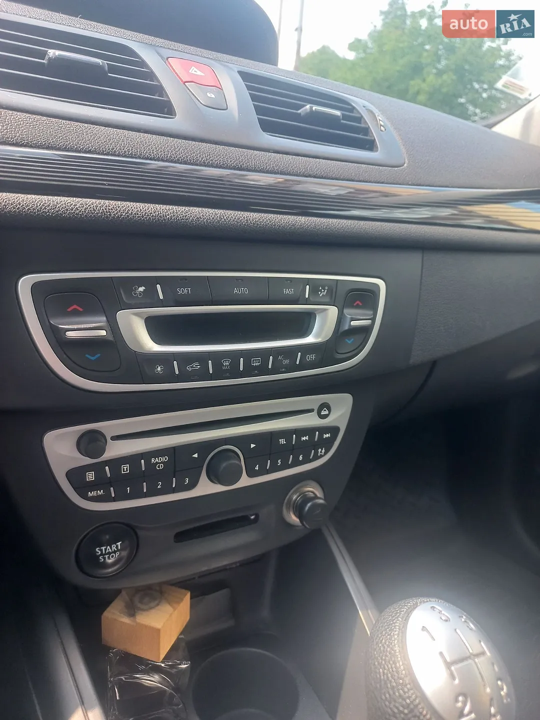 2011 Renault Megane - мініатюра 14