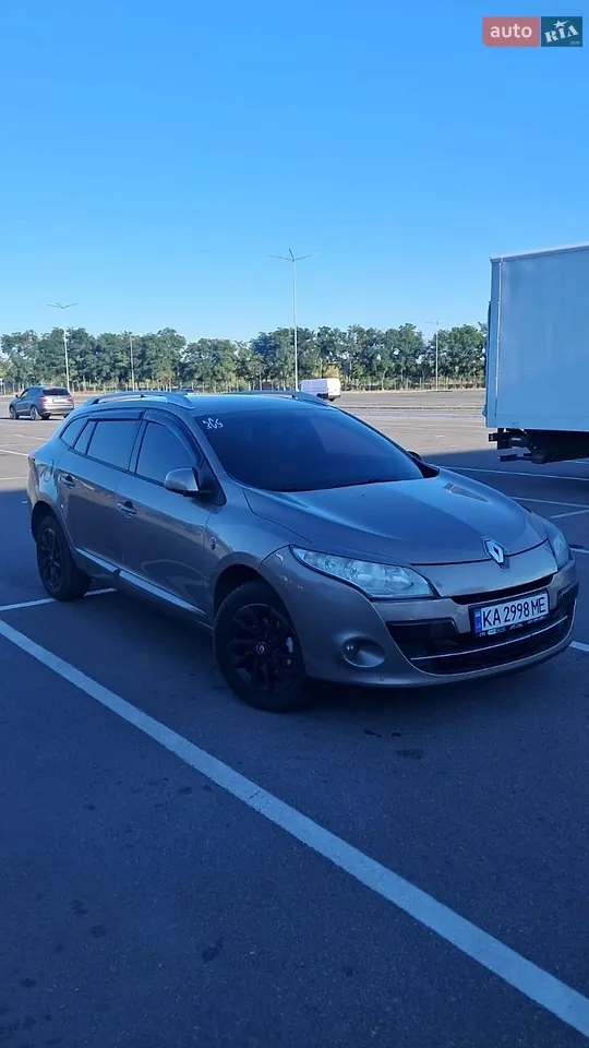 2012 Renault Megane - мініатюра 15