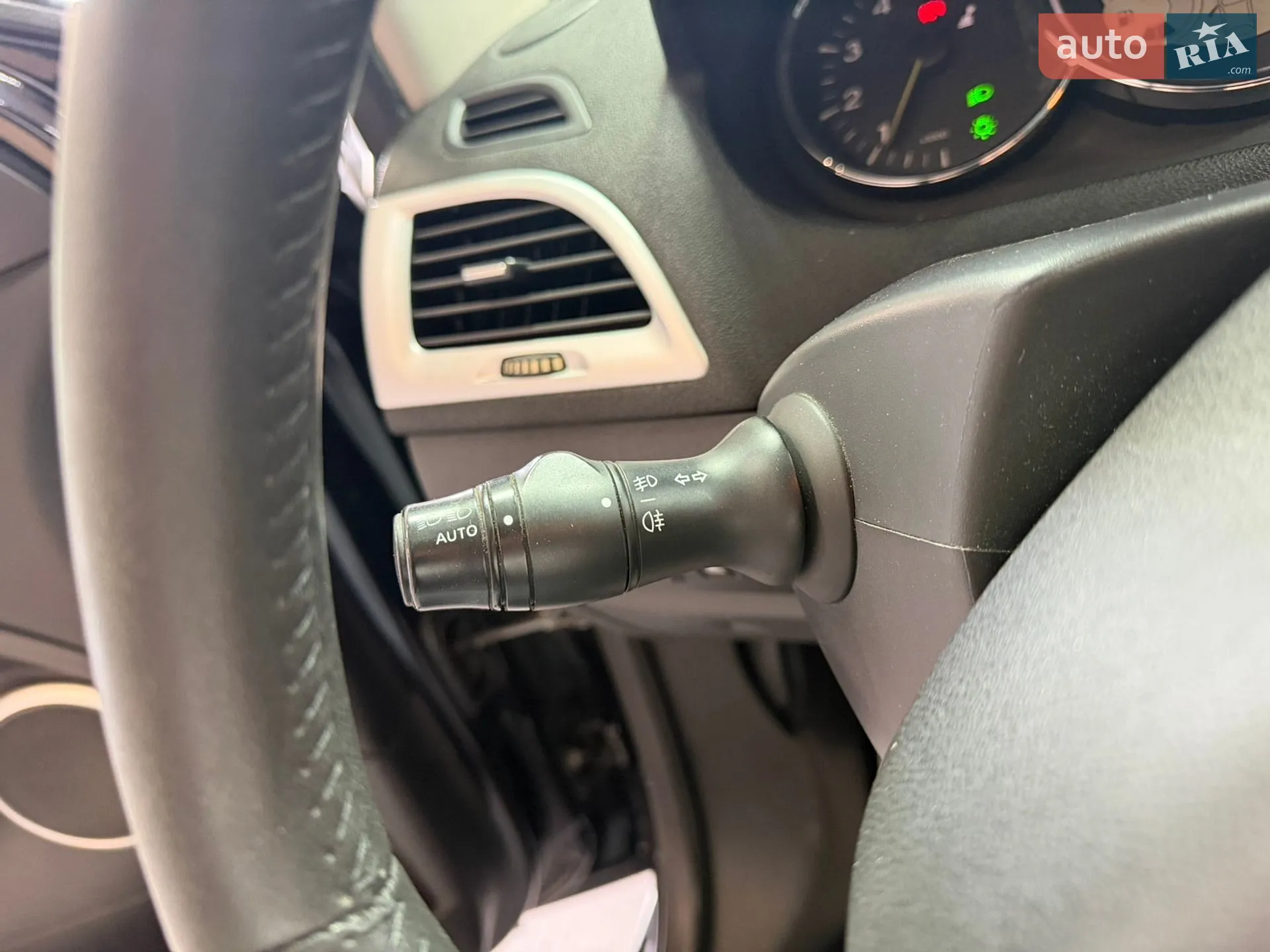 2010 Renault Megane - мініатюра 15