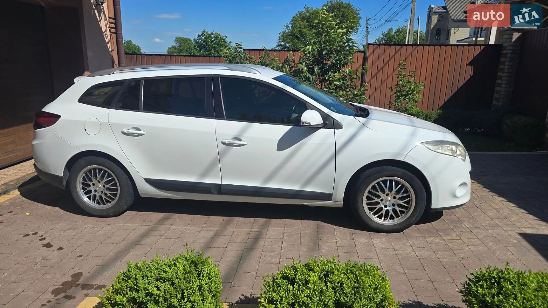 2010 Renault Megane - мініатюра 6