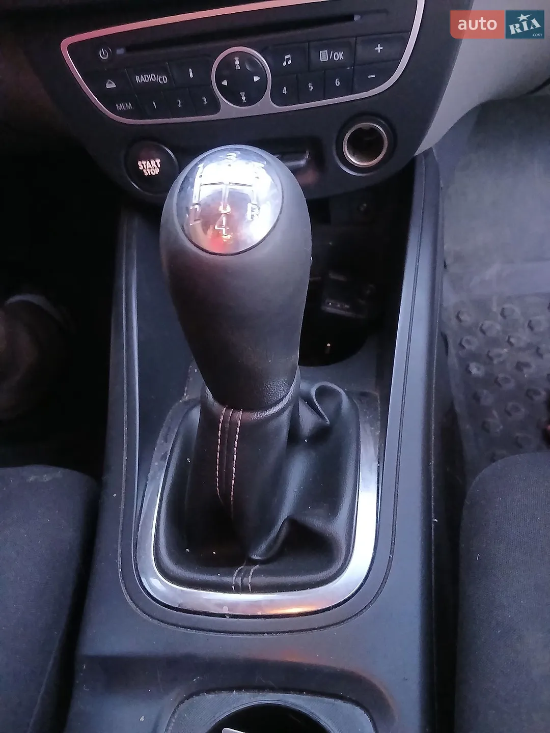 2010 Renault Megane - мініатюра 21