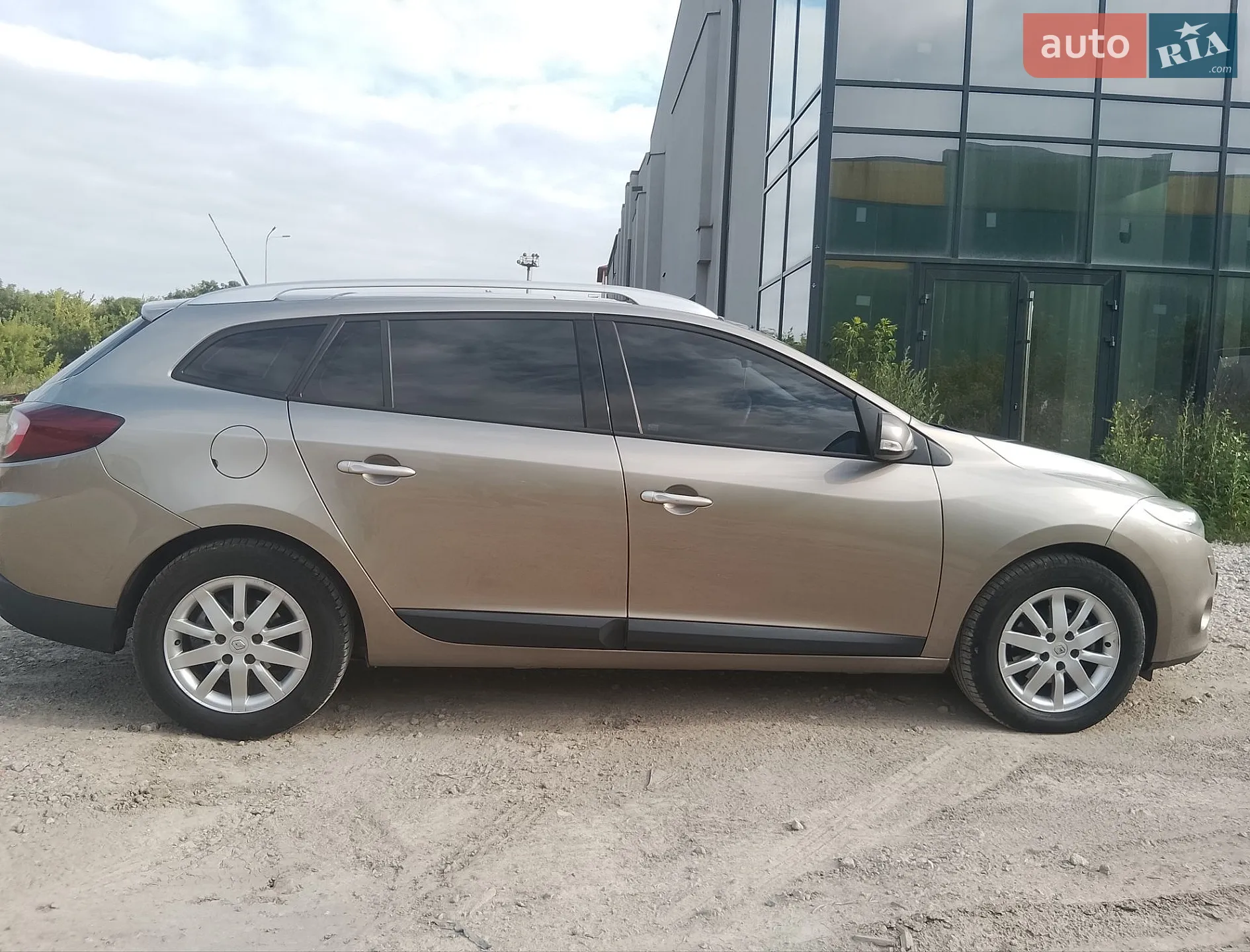 2010 Renault Megane - мініатюра 8