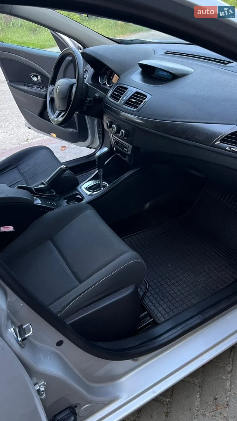 2012 Renault Megane - мініатюра 15