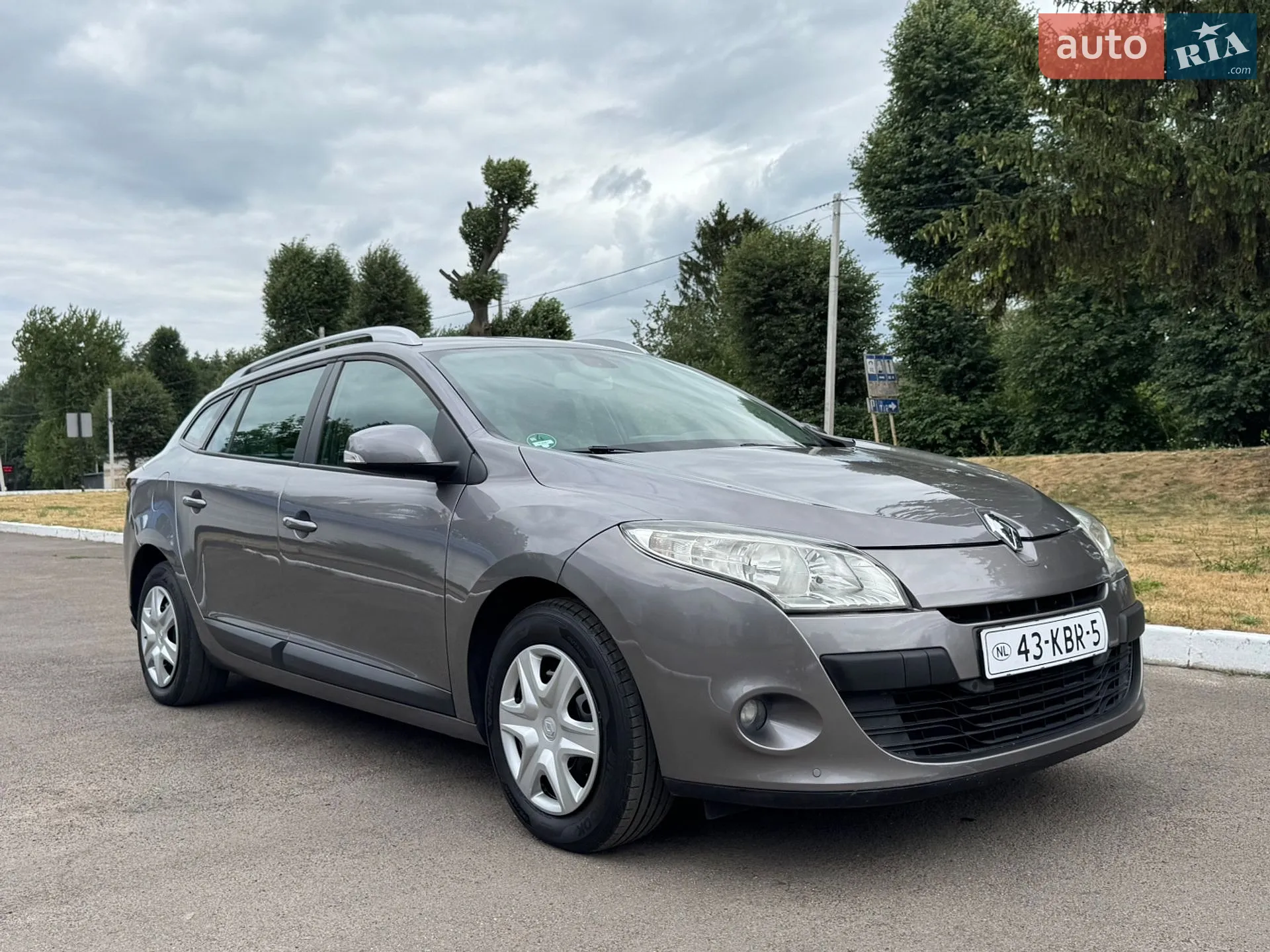 2010 Renault Megane - мініатюра 13