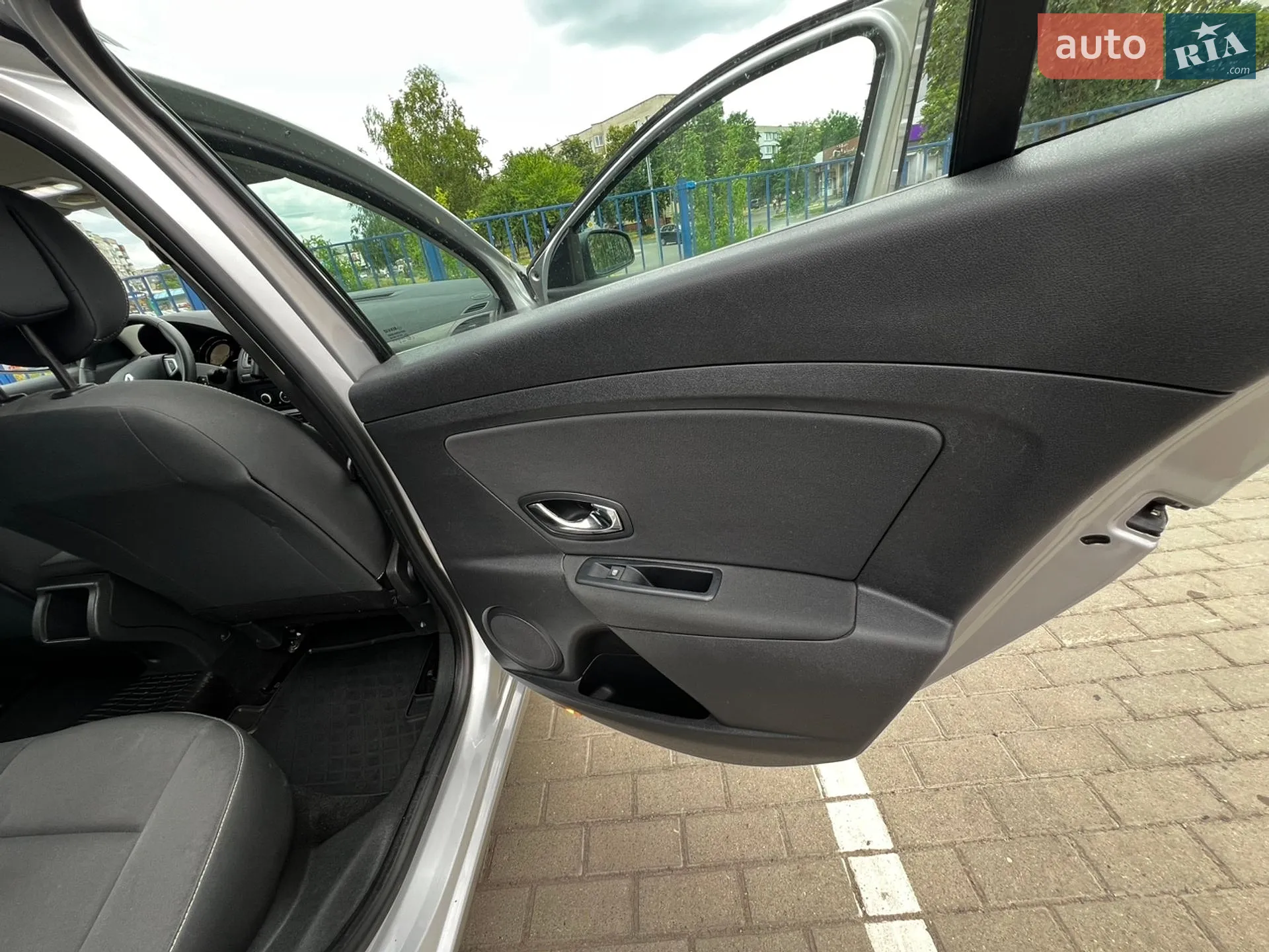 2012 Renault Megane - мініатюра 48