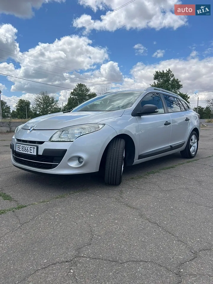 2011 Renault Megane - мініатюра 15