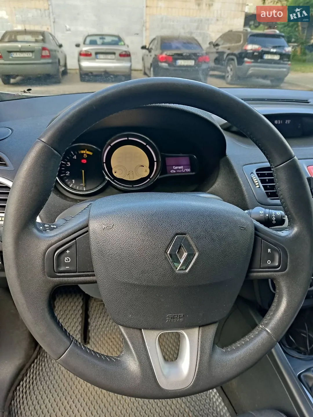 2010 Renault Megane - мініатюра 3