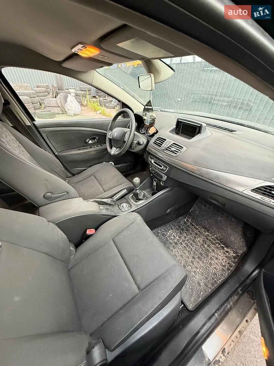 2012 Renault Megane - мініатюра 12