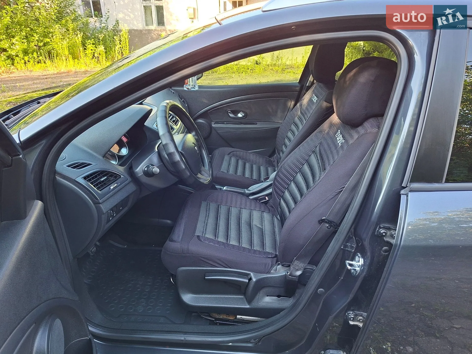 2010 Renault Megane - мініатюра 23