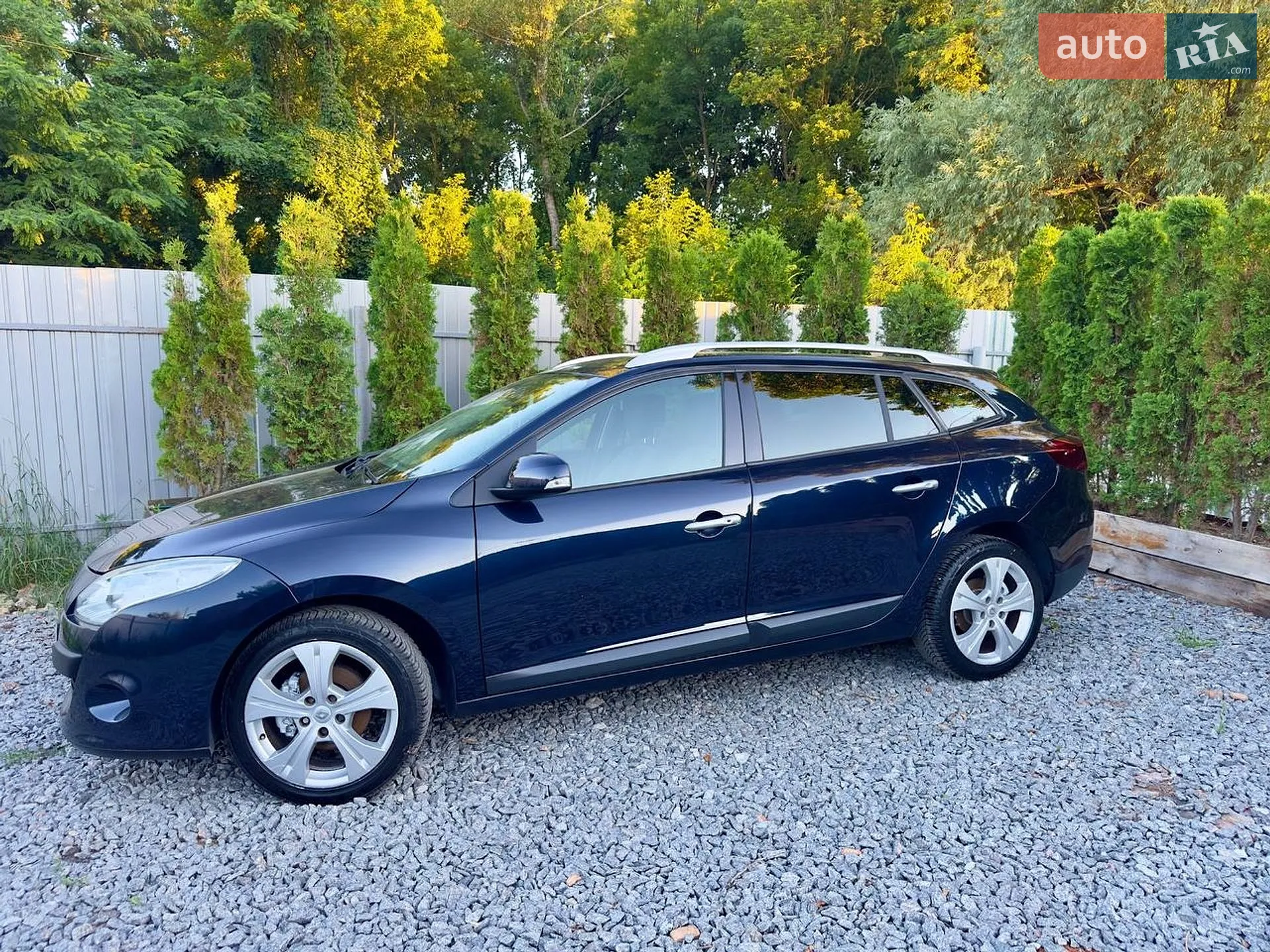 2010 Renault Megane - мініатюра 12