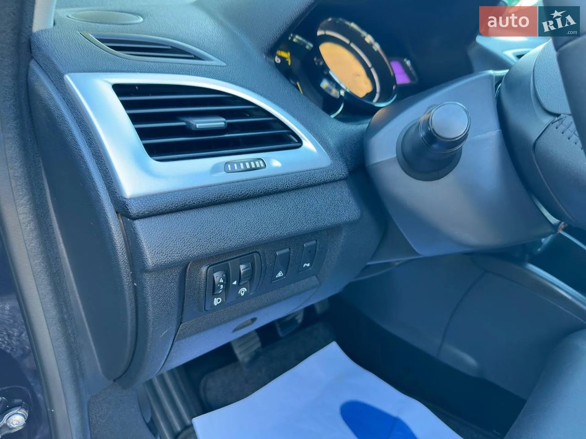 2010 Renault Megane - мініатюра 72