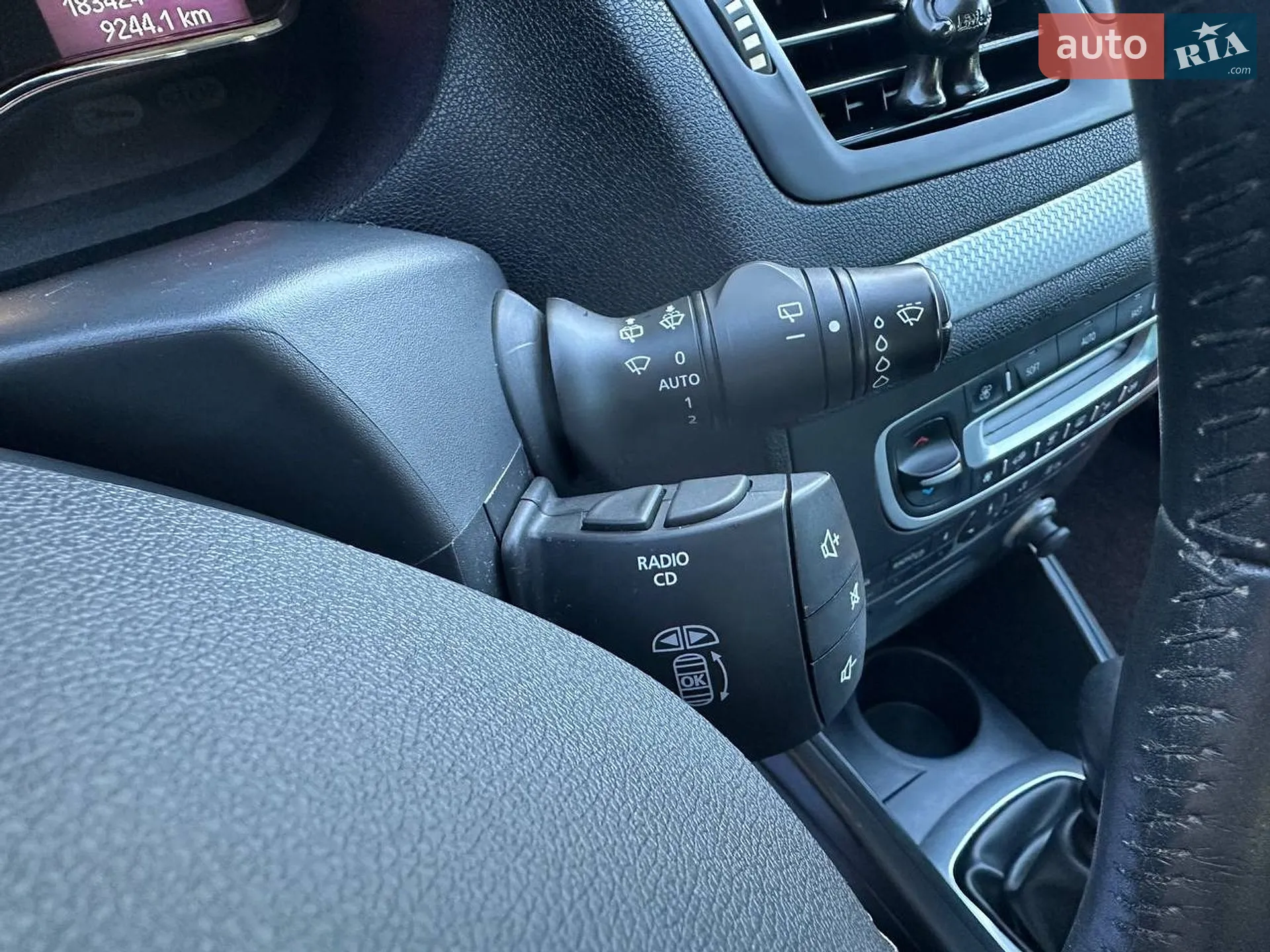 2010 Renault Megane - мініатюра 77