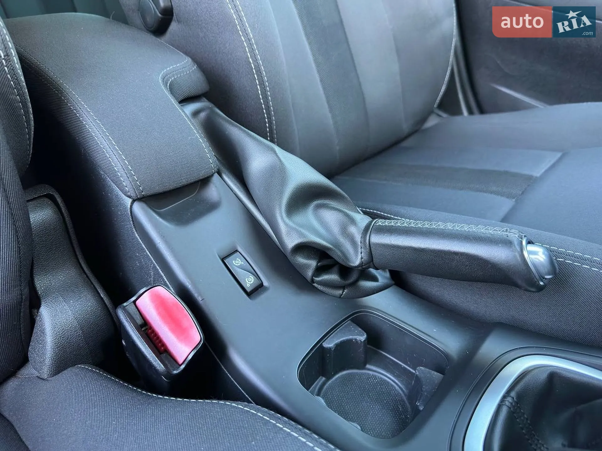 2010 Renault Megane - мініатюра 101