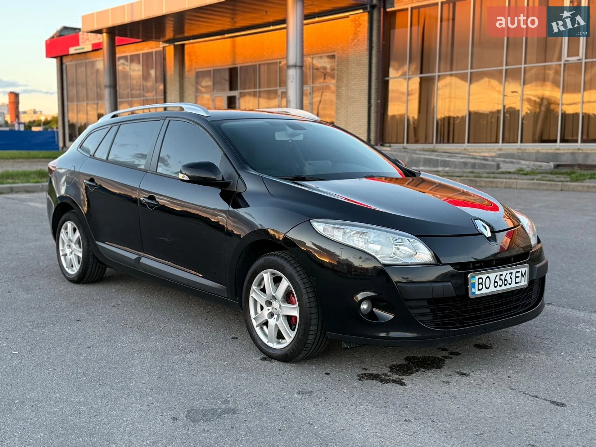 2010 Renault Megane - мініатюра 2