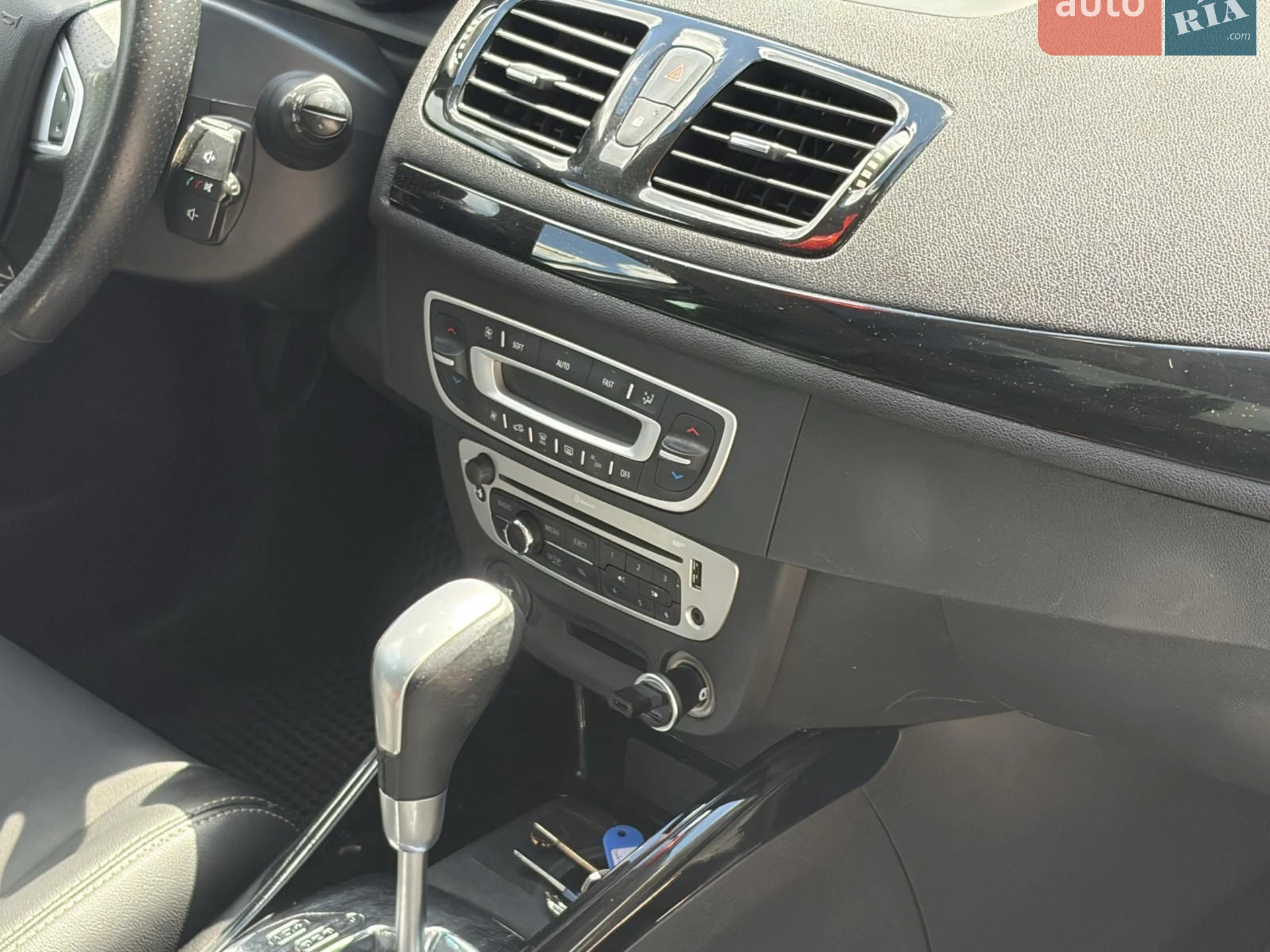 2012 Renault Megane - мініатюра 18
