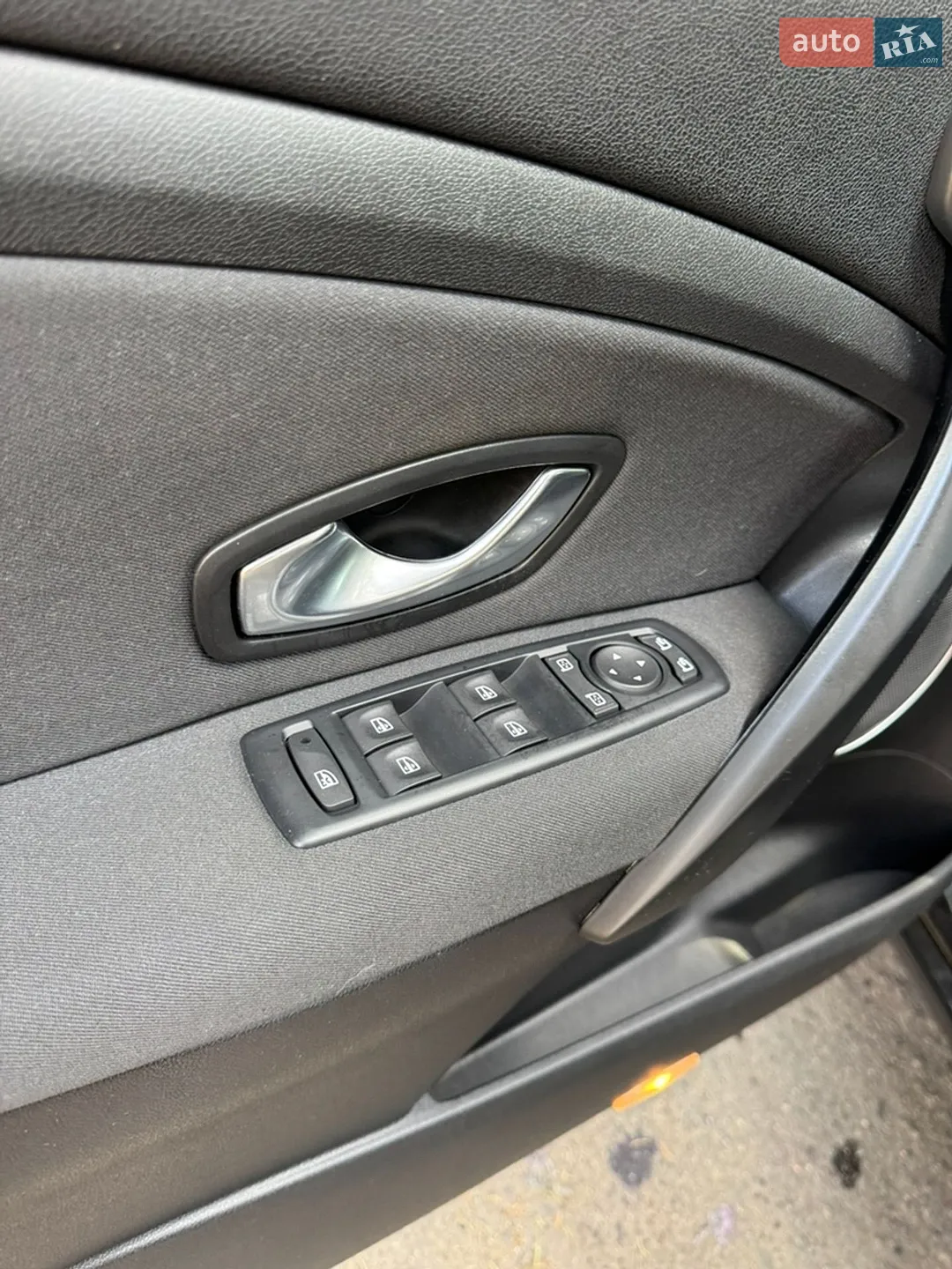 2010 Renault Megane - мініатюра 17