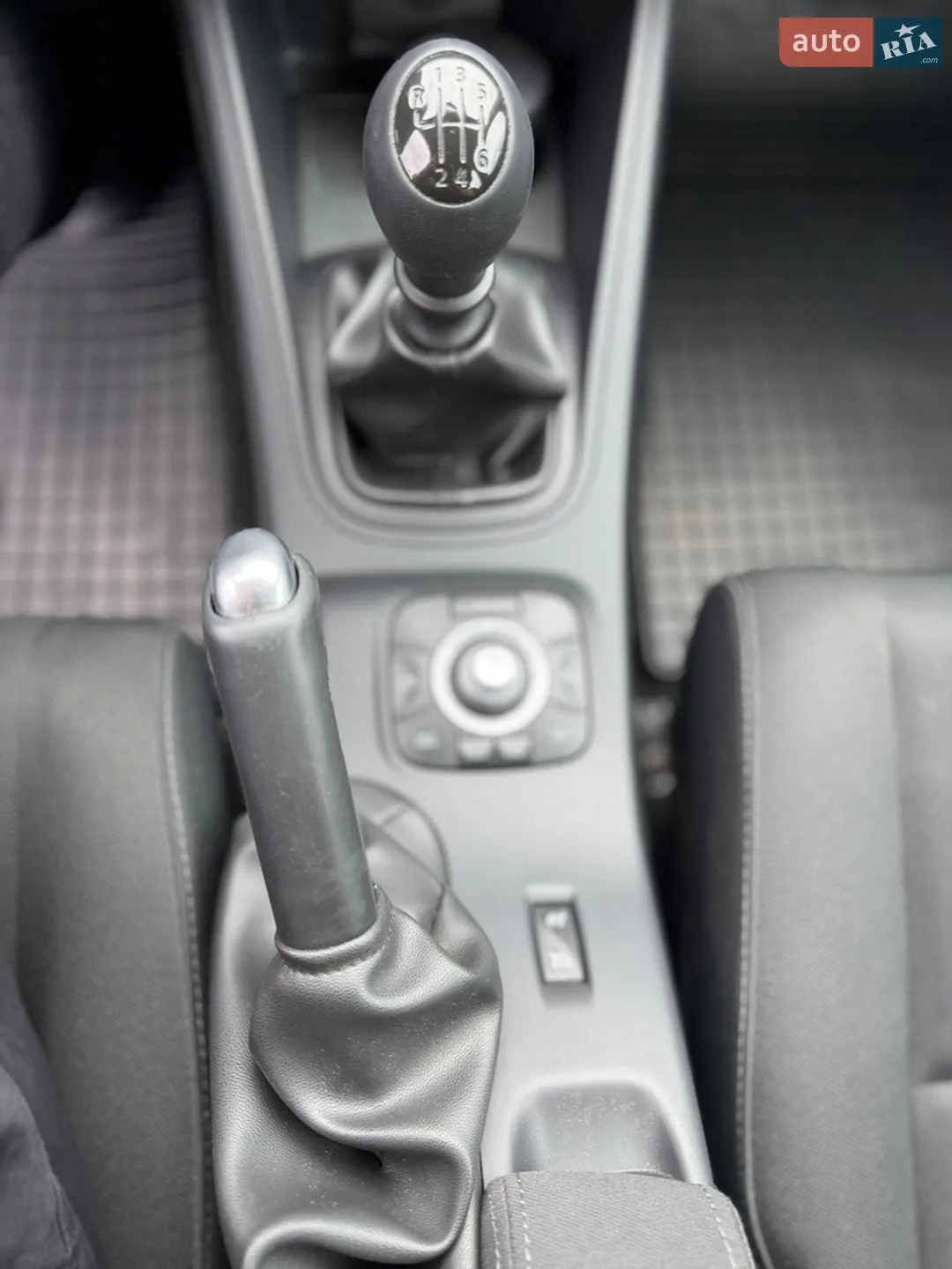2012 Renault Megane - мініатюра 9