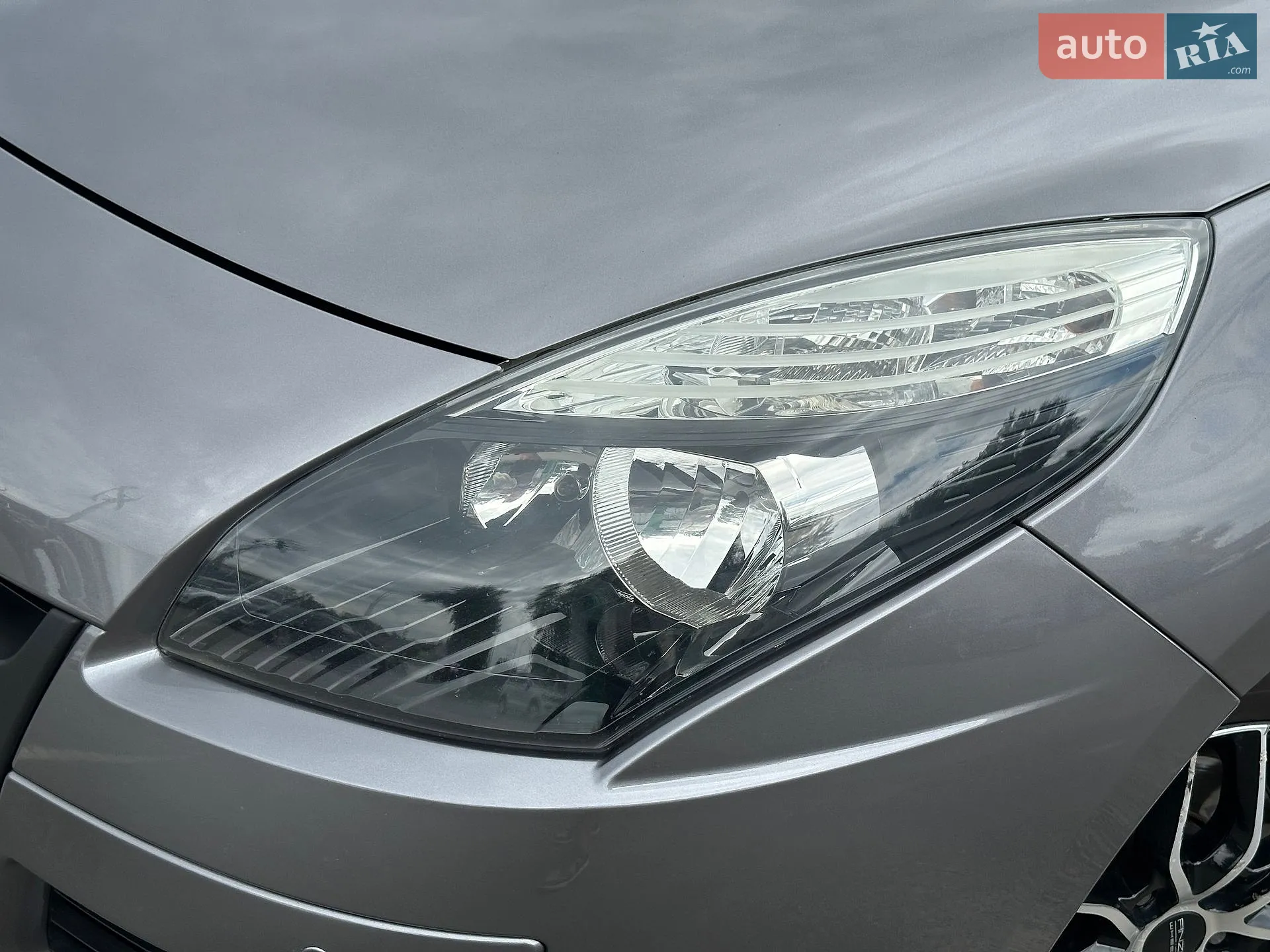 2011 Renault Megane - мініатюра 12