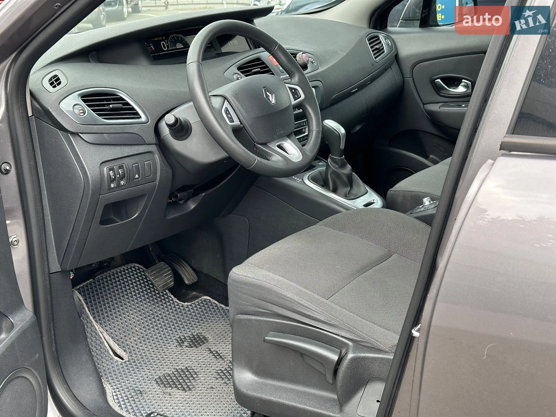 2011 Renault Megane - мініатюра 16