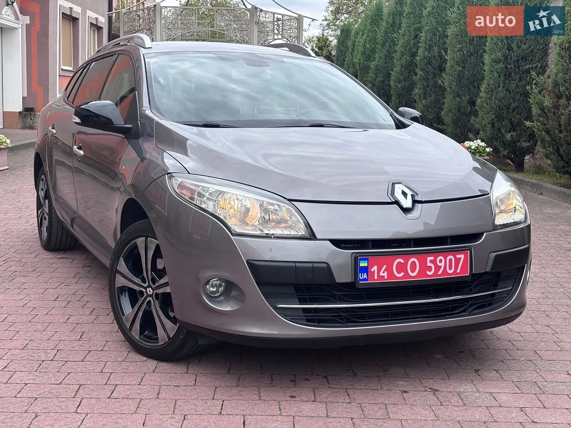 2011 Renault Megane - мініатюра 38