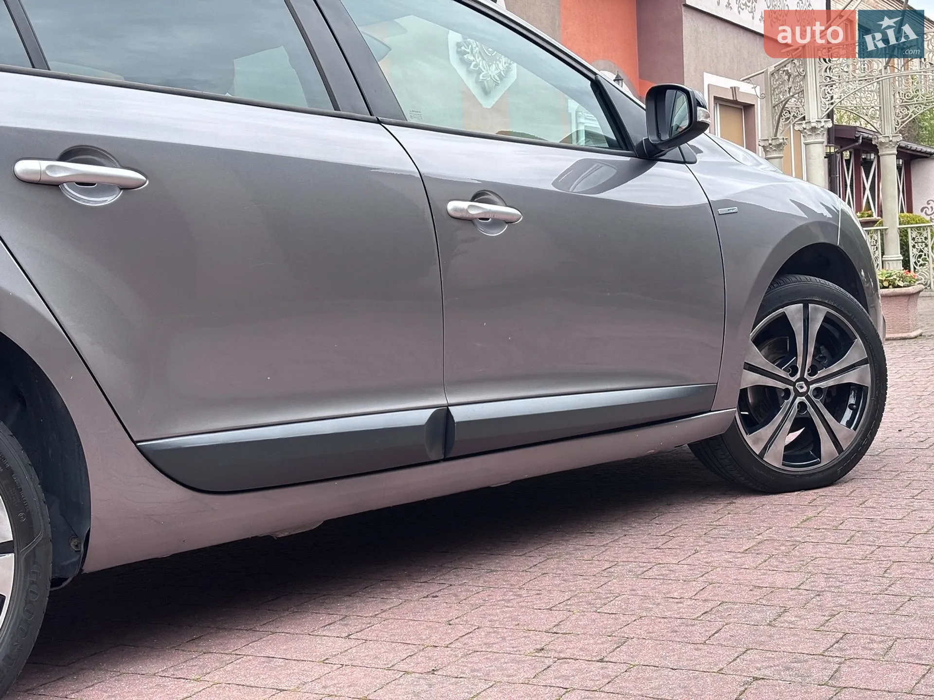 2011 Renault Megane - мініатюра 96