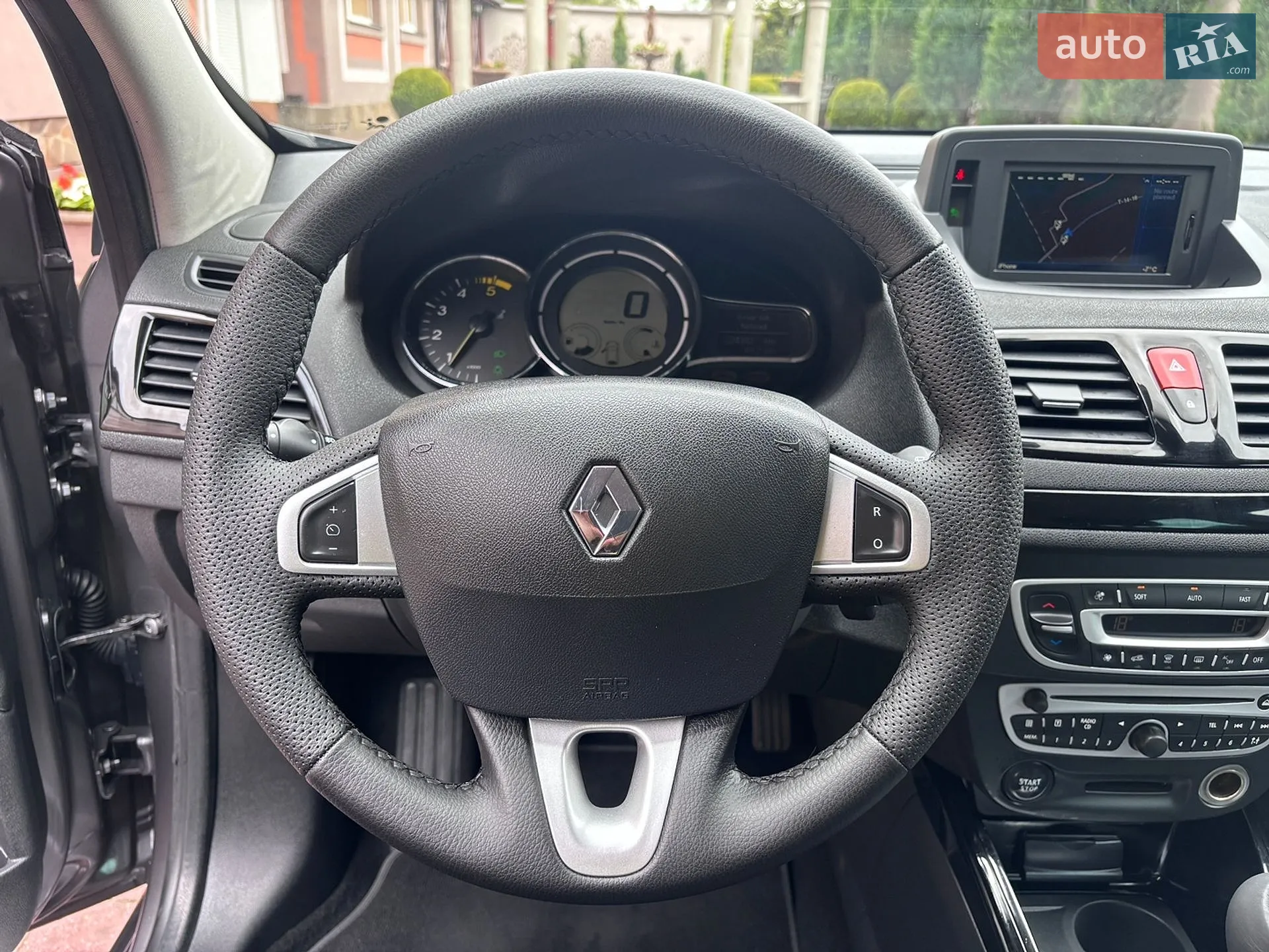 2011 Renault Megane - мініатюра 157