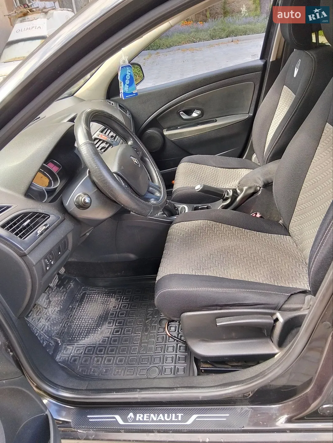 2010 Renault Megane - мініатюра 8
