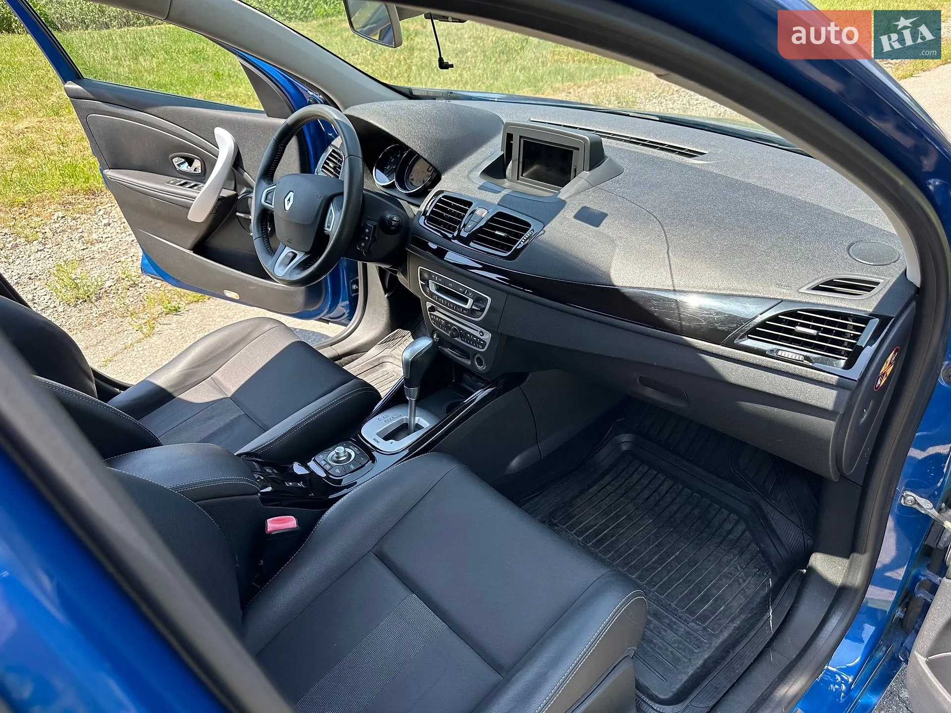 2011 Renault Megane - мініатюра 28