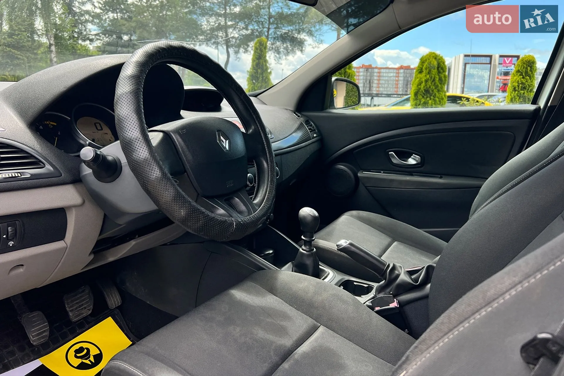 2010 Renault Megane - мініатюра 10