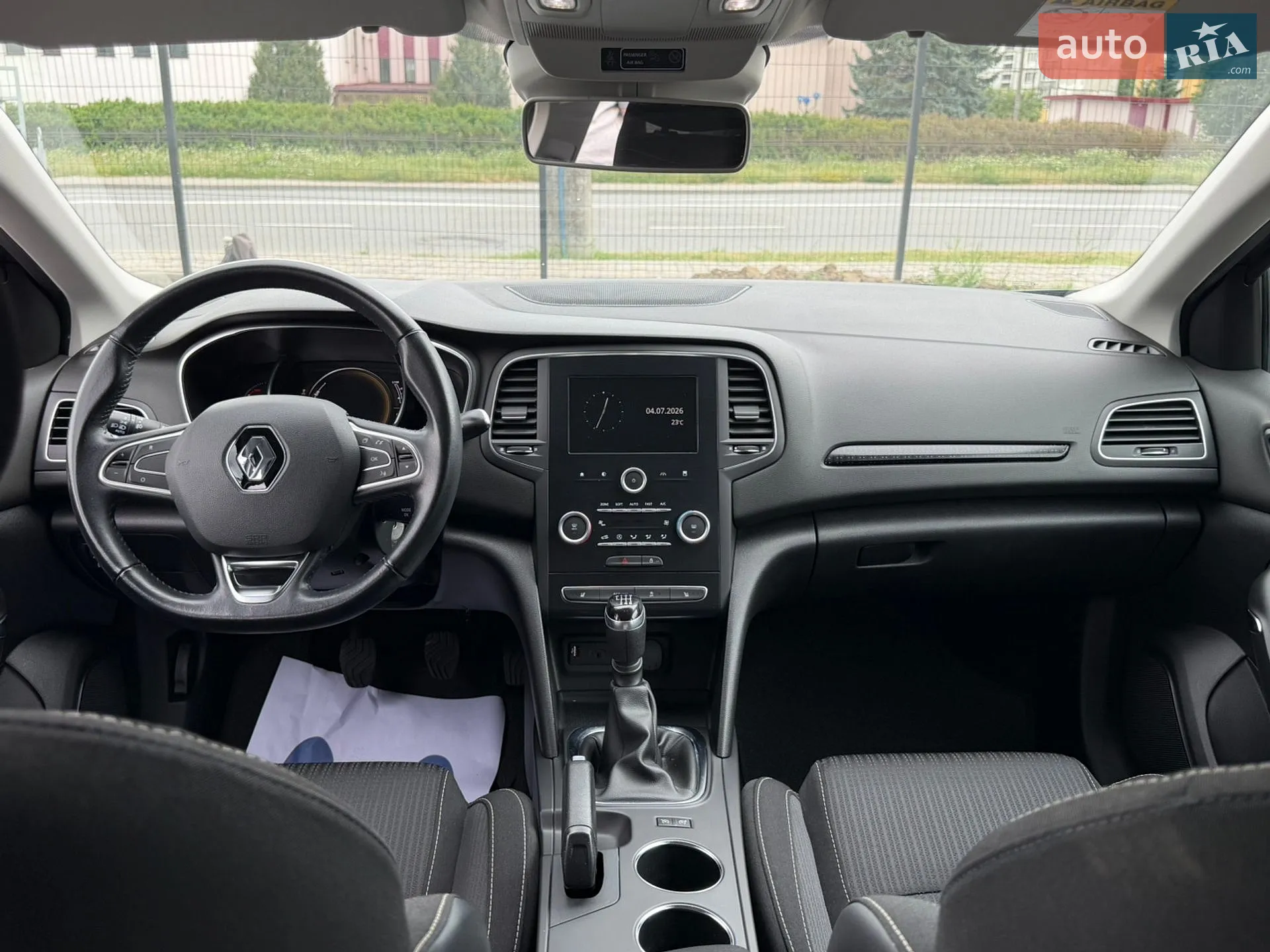 2017 Renault Megane - мініатюра 9