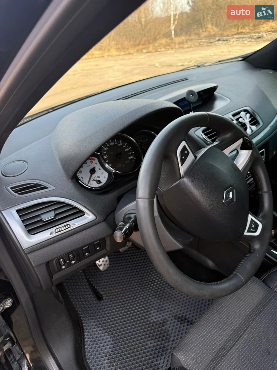 2011 Renault Megane - мініатюра 13