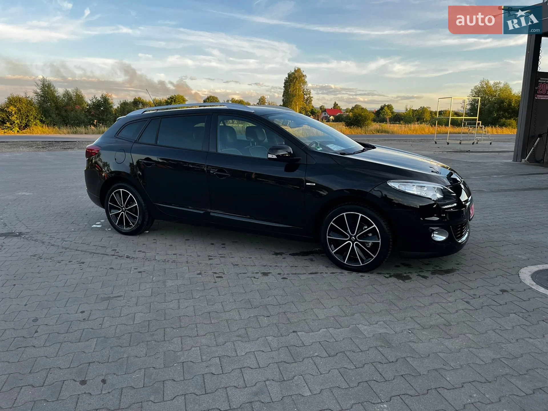 2012 Renault Megane - мініатюра 16