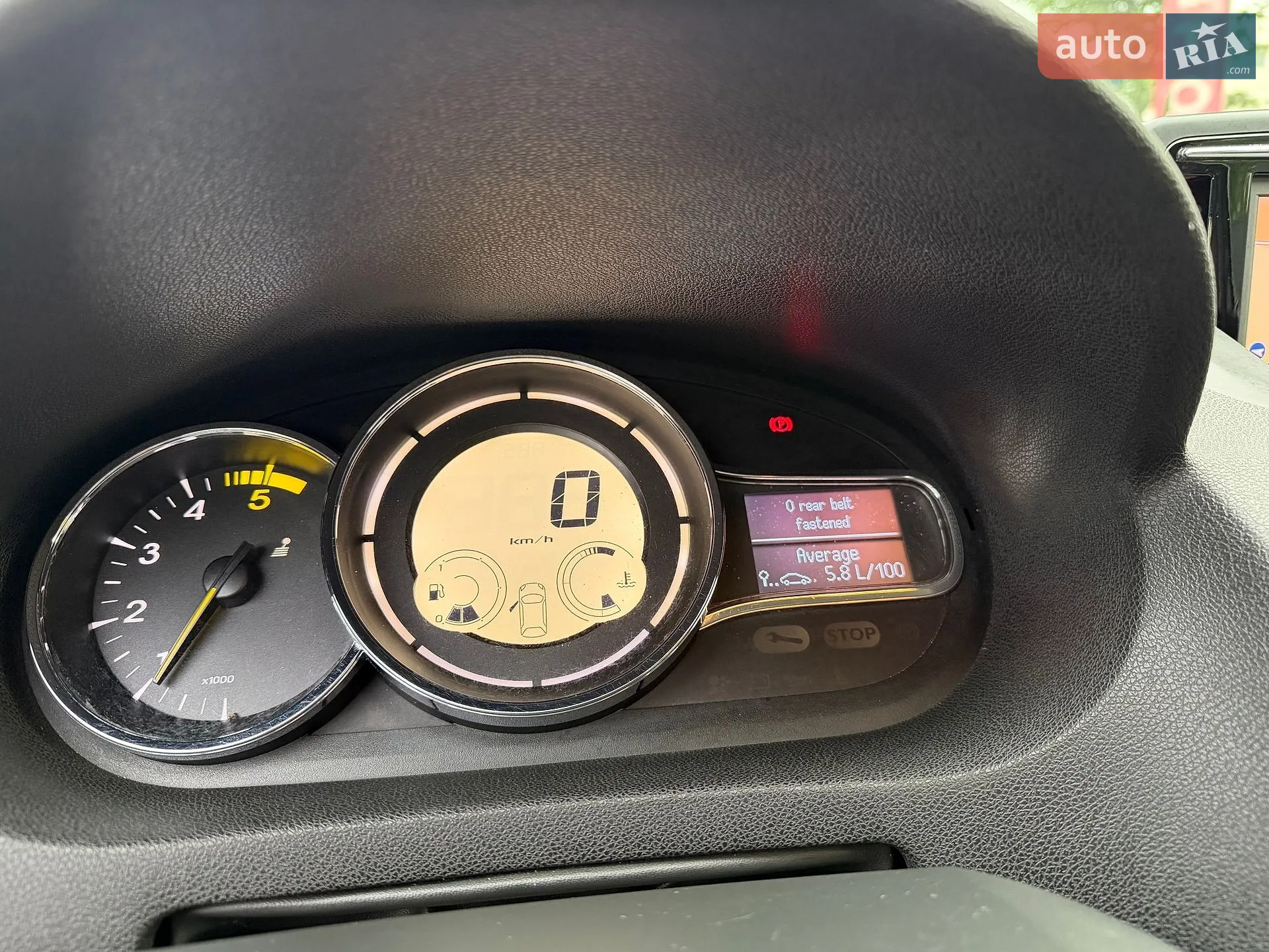 2012 Renault Megane - мініатюра 18