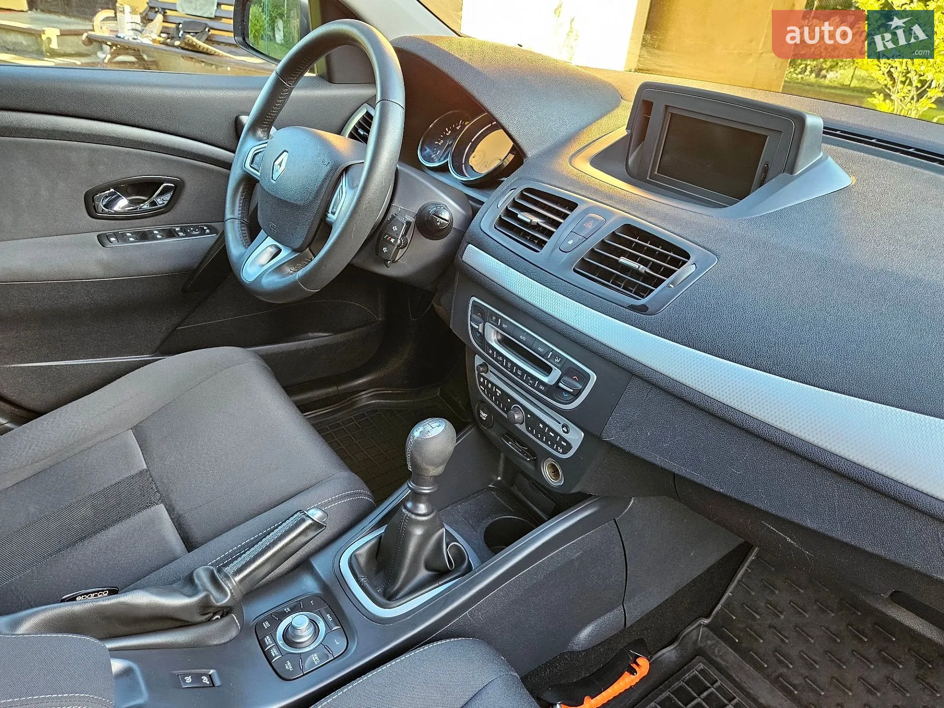 2011 Renault Megane - мініатюра 48