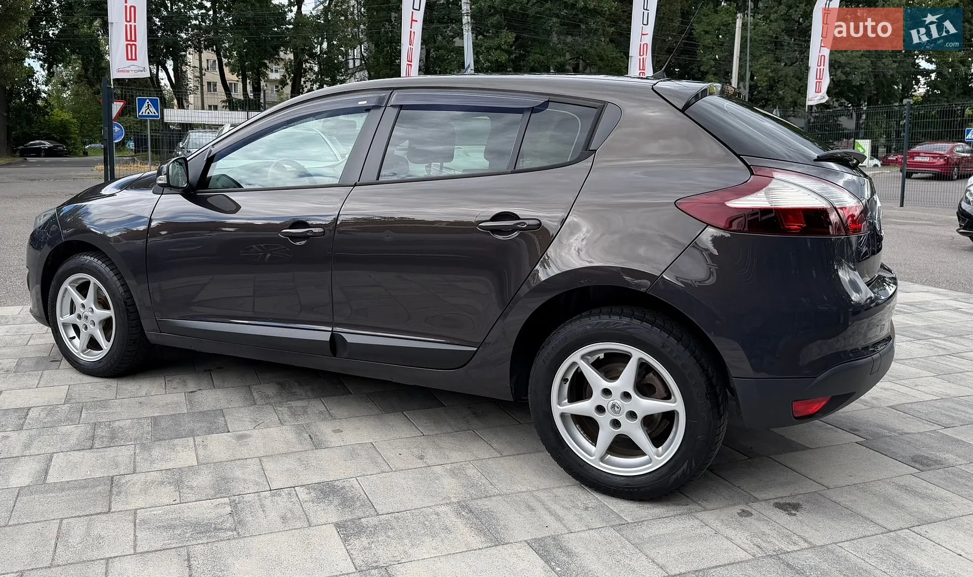 2015 Renault Megane - мініатюра 11