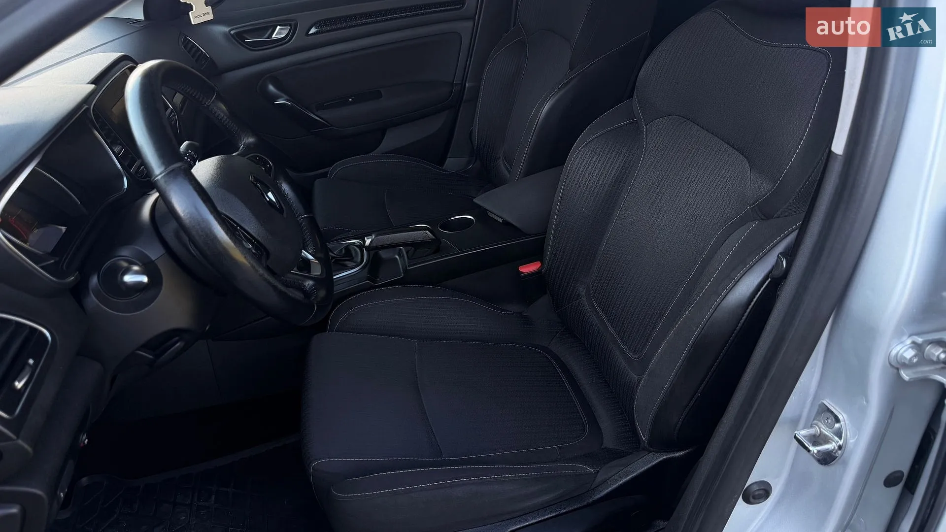 2016 Renault Megane - мініатюра 22