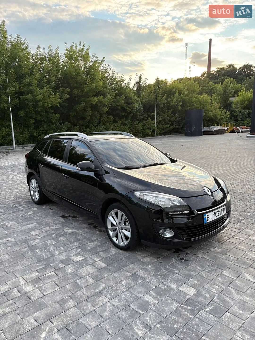 2012 Renault Megane - мініатюра 2