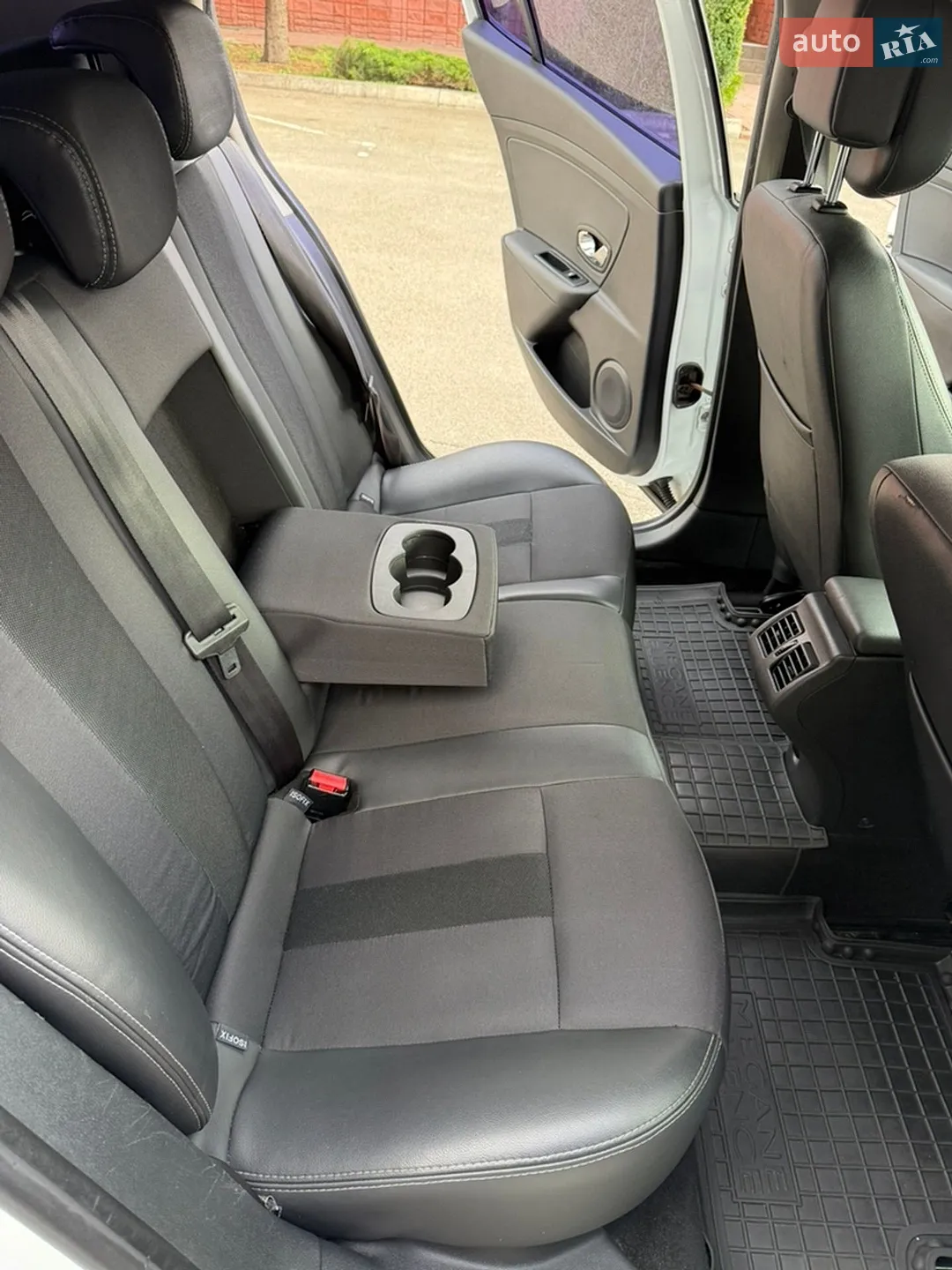 2012 Renault Megane - мініатюра 15