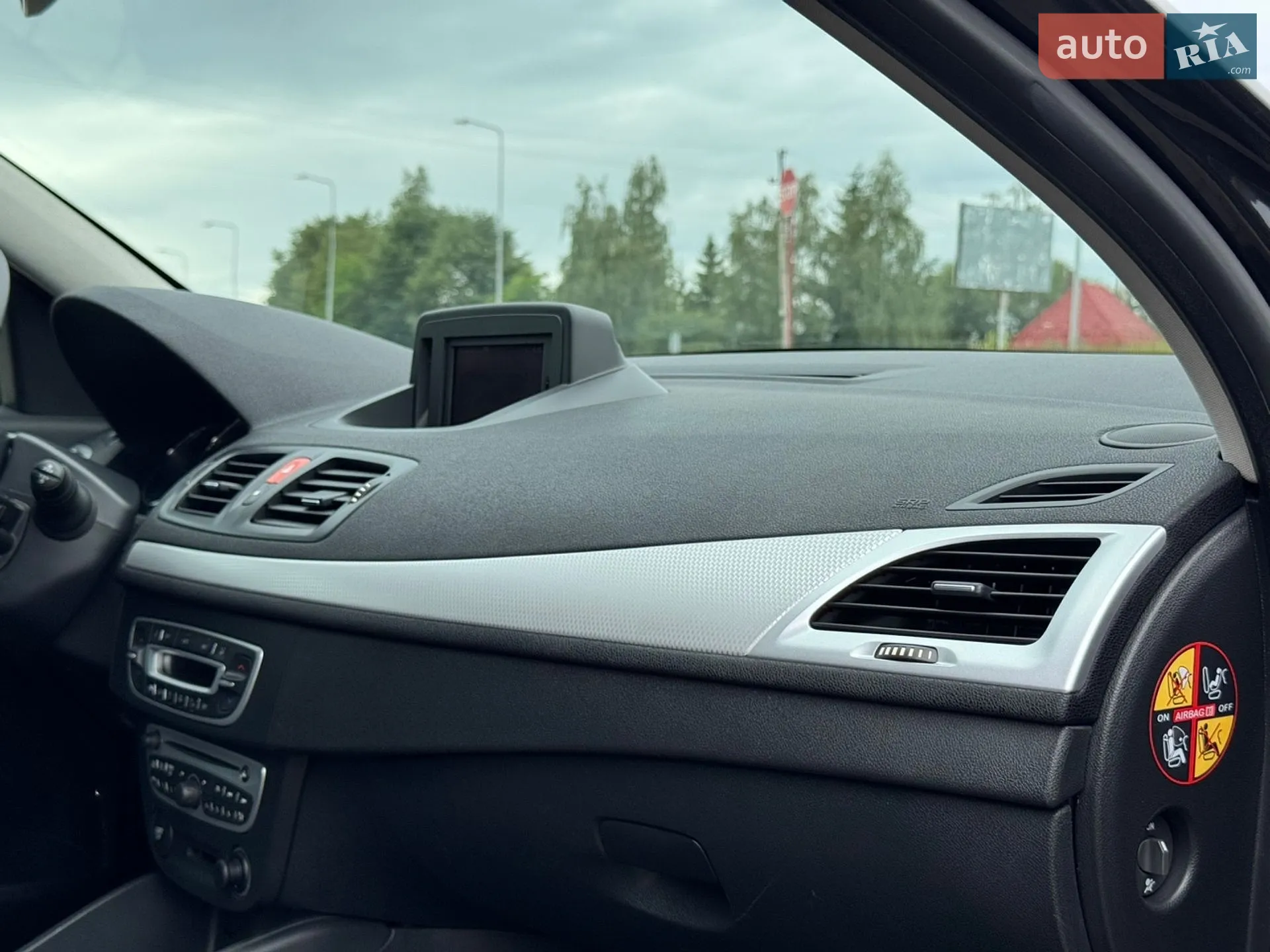 2010 Renault Megane - мініатюра 89