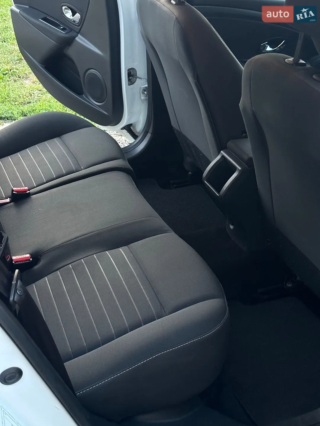 2015 Renault Megane - мініатюра 42