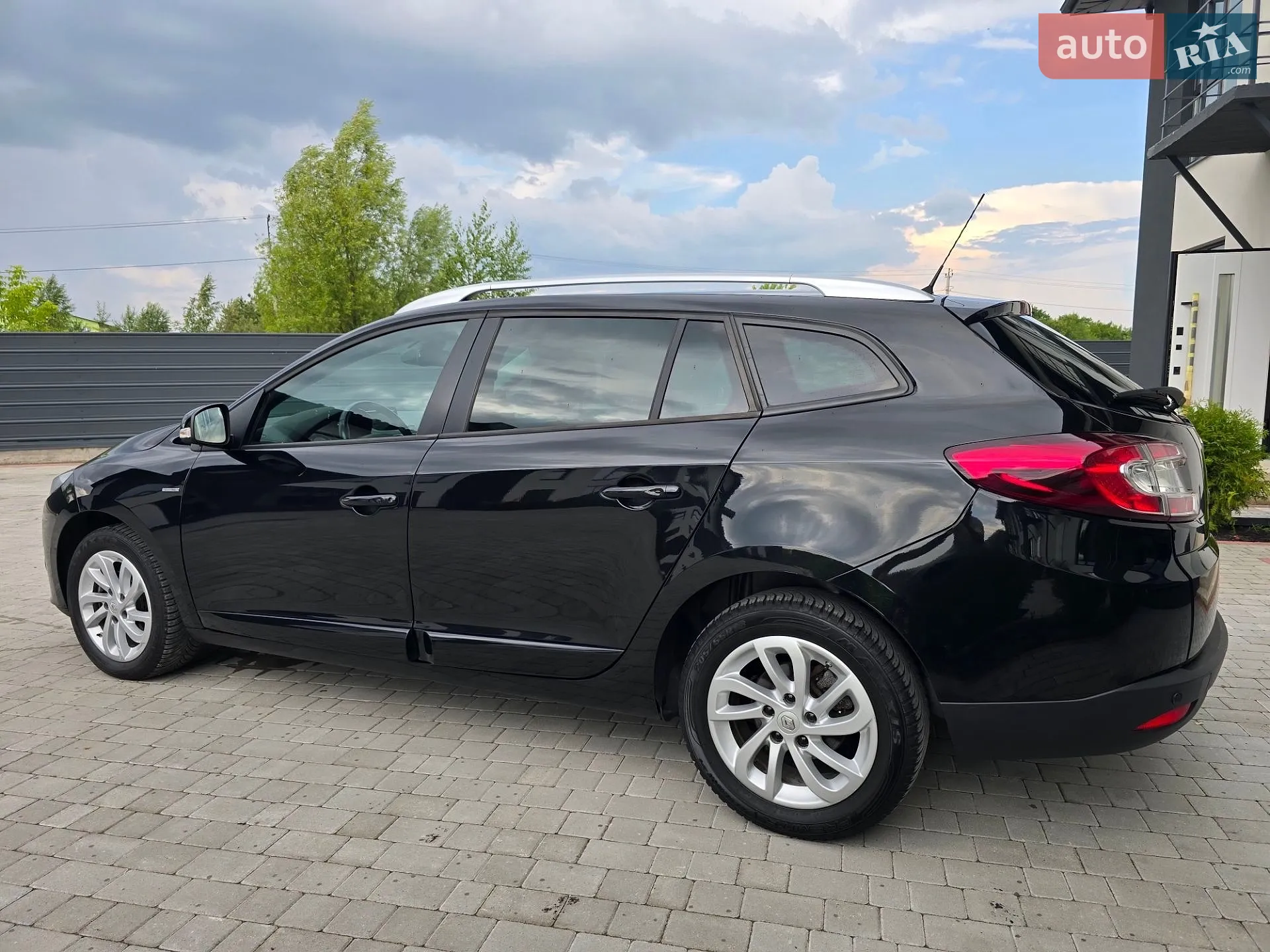 2015 Renault Megane - мініатюра 12