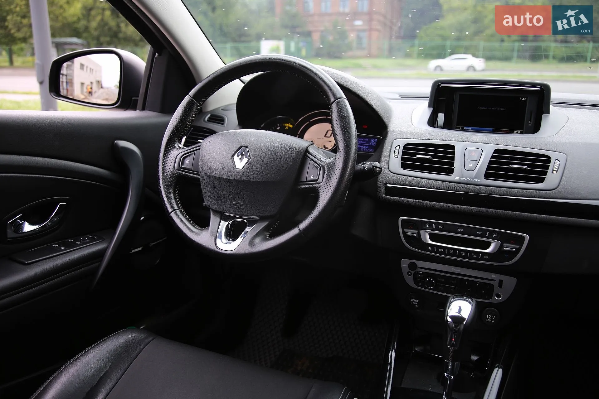 2013 Renault Megane - мініатюра 10