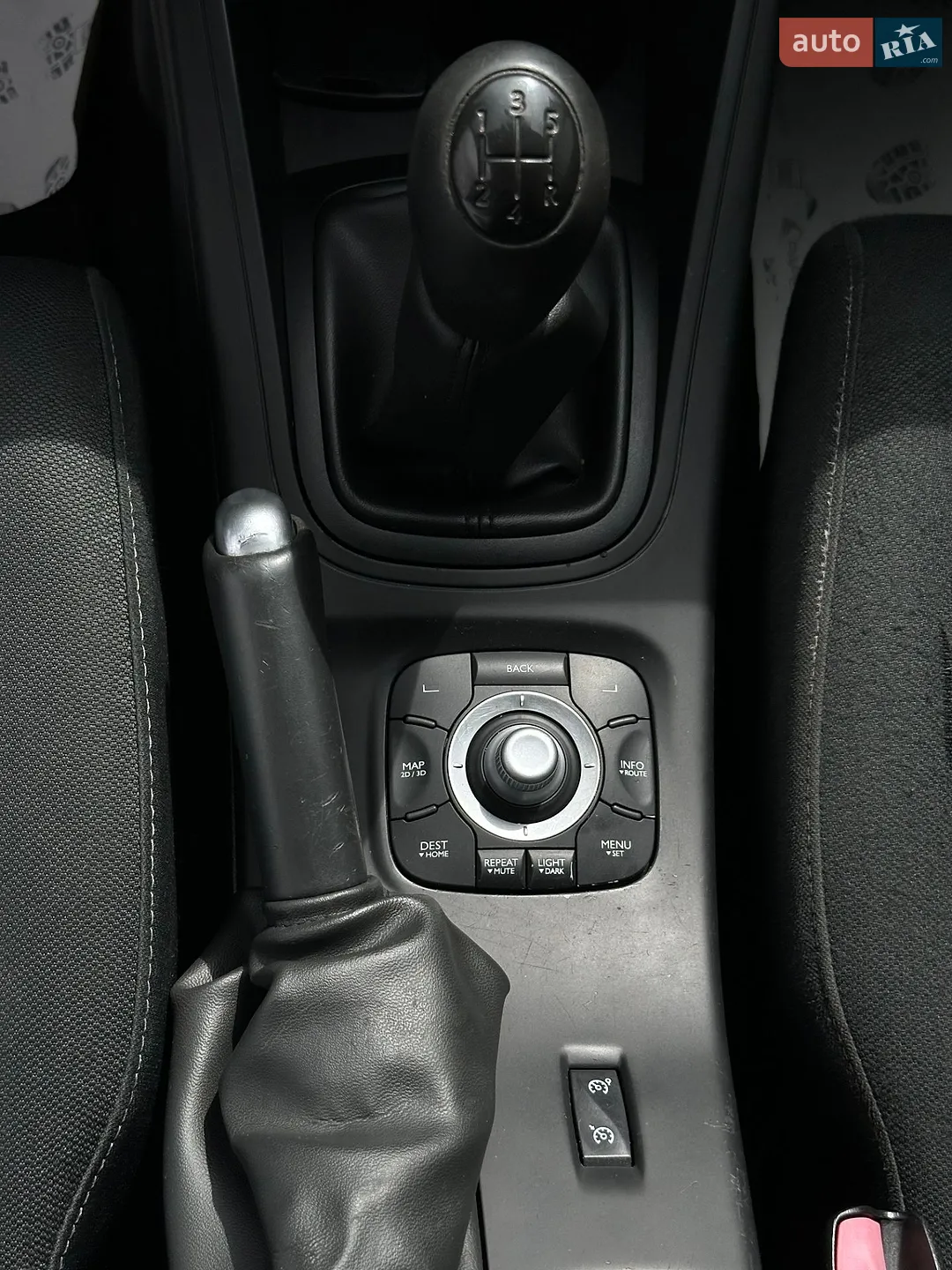 2011 Renault Megane - мініатюра 31