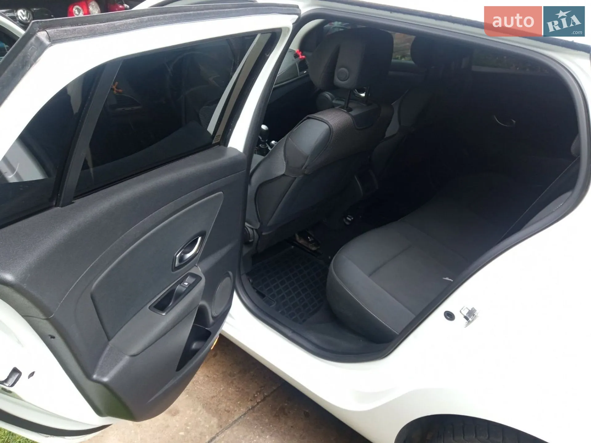 2011 Renault Megane - мініатюра 8