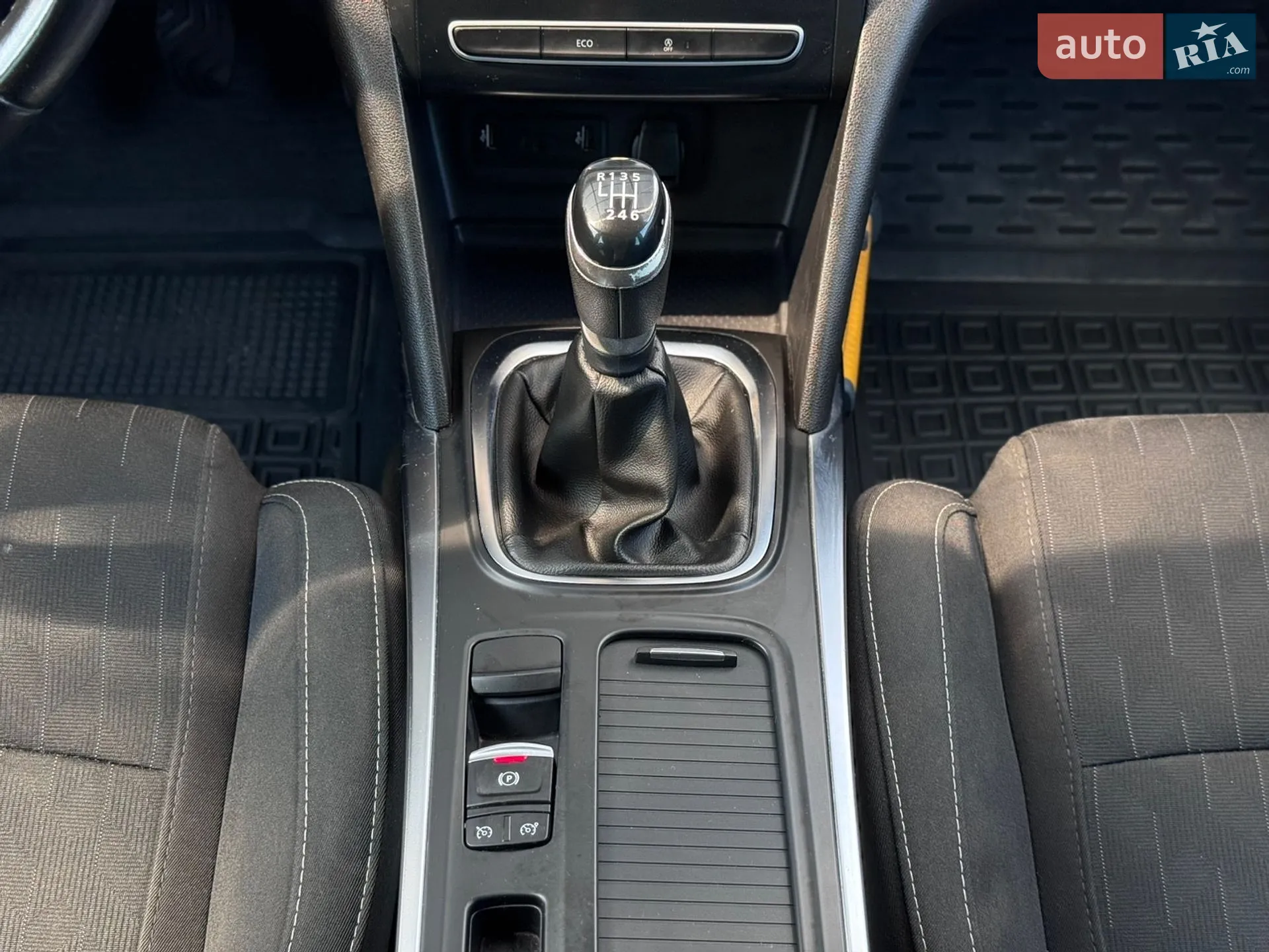 2018 Renault Megane - мініатюра 25