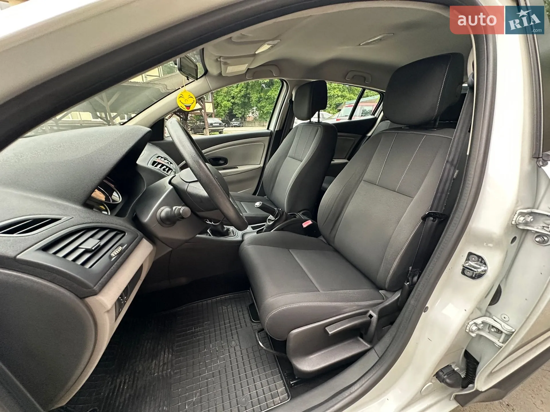 2010 Renault Megane - мініатюра 18