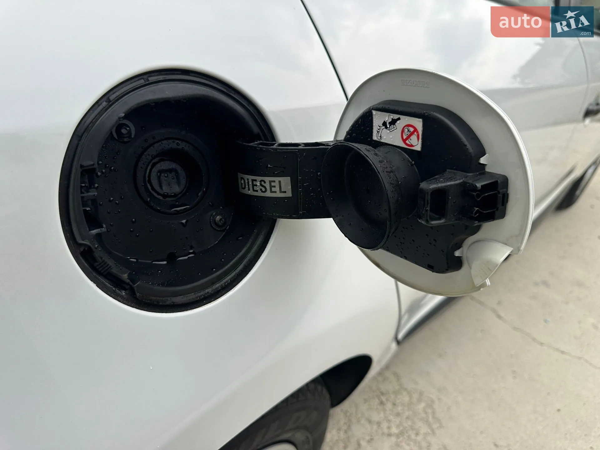 2010 Renault Megane - мініатюра 25