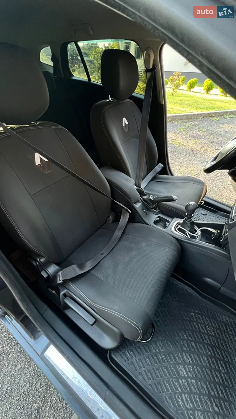 2010 Renault Megane - мініатюра 16