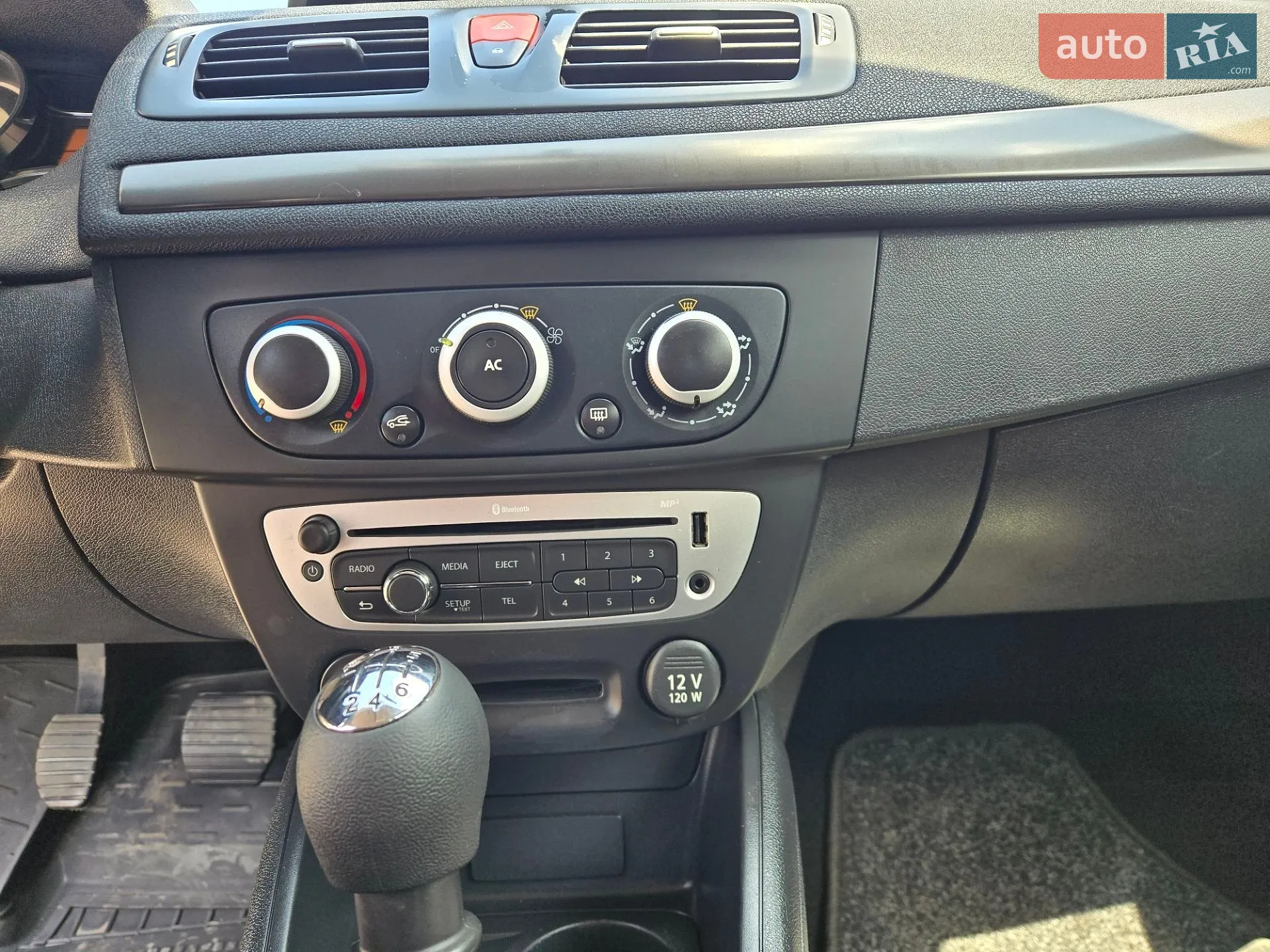 2013 Renault Megane - мініатюра 13