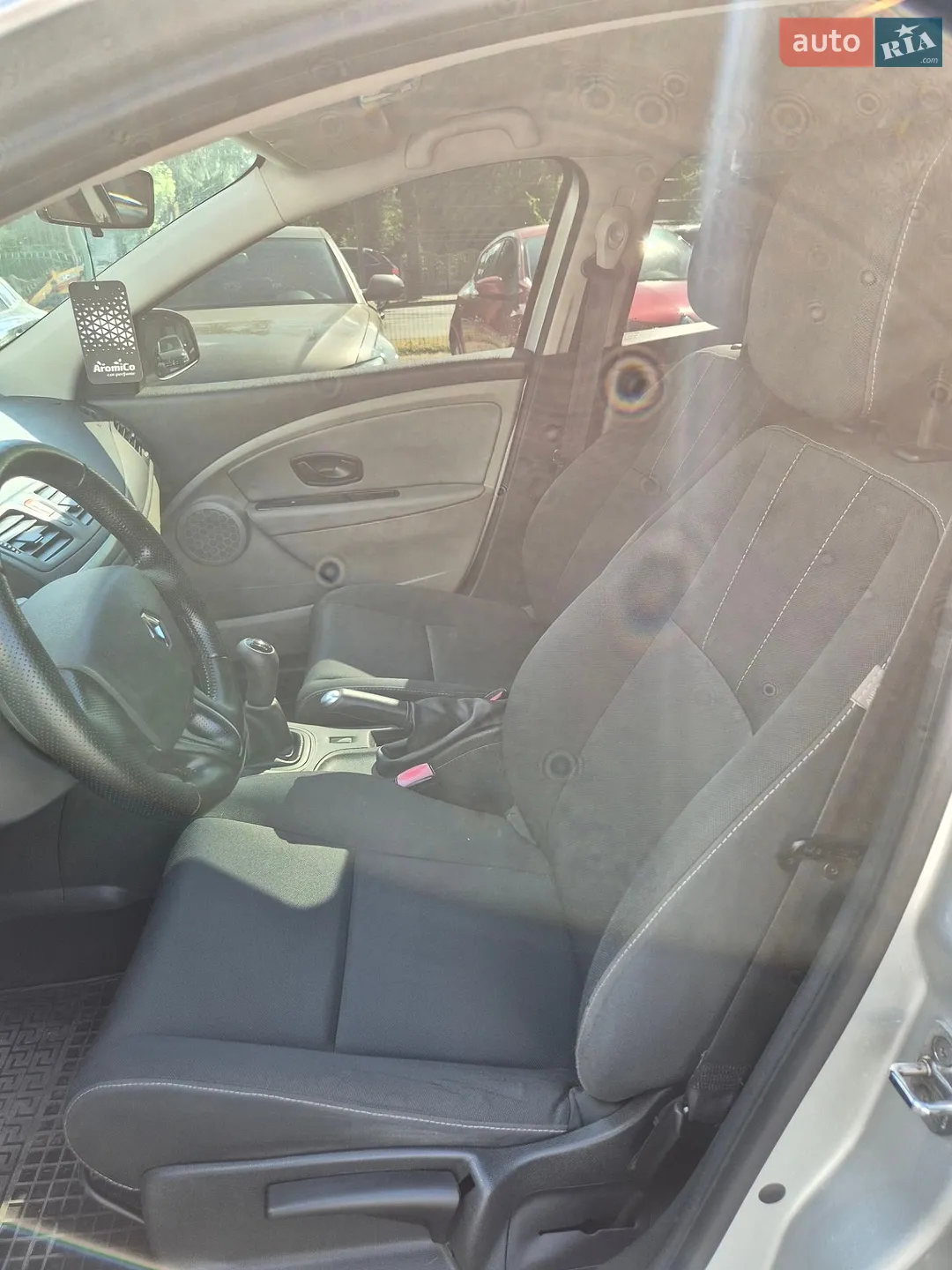 2010 Renault Megane - мініатюра 15